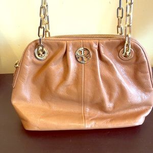 Tory Burch cross body or shoulder bag!